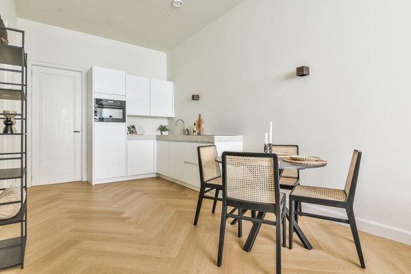 Medium property photo - Tweede van der Helststraat 11H, 1073 AE Amsterdam