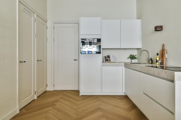 Medium property photo - Tweede van der Helststraat 11H, 1073 AE Amsterdam