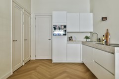 New for sale: Tweede van der Helststraat 11H, 1073 AE Amsterdam