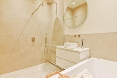 New for sale: Tweede van der Helststraat 11H, 1073 AE Amsterdam