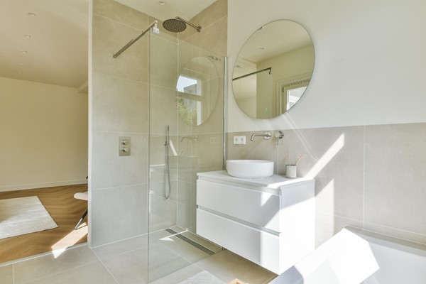Medium property photo - Tweede van der Helststraat 11-1, 1073 AE Amsterdam
