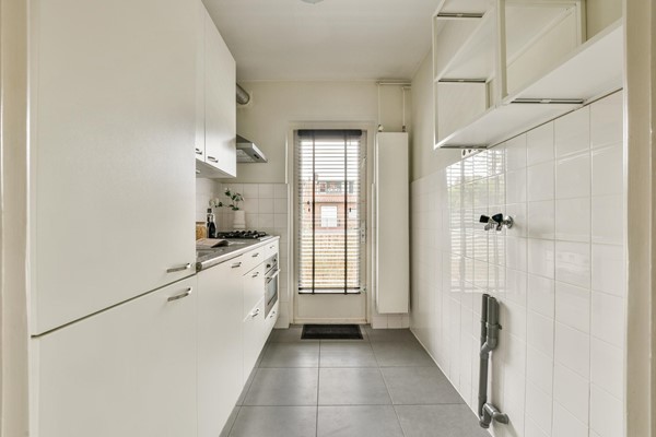 Medium property photo - Admiraal de Ruyterlaan 155, 1215 LZ Hilversum