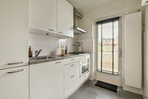 Medium property photo - Admiraal de Ruyterlaan 155, 1215 LZ Hilversum