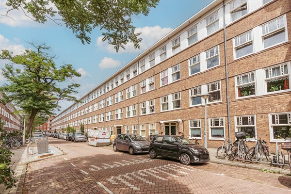 Medium property photo - Van Spilbergenstraat 114-3, 1057 RM Amsterdam