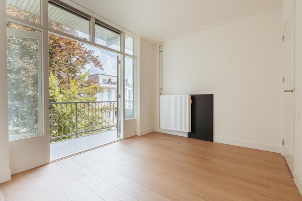 Medium property photo - Van Spilbergenstraat 114-3, 1057 RM Amsterdam