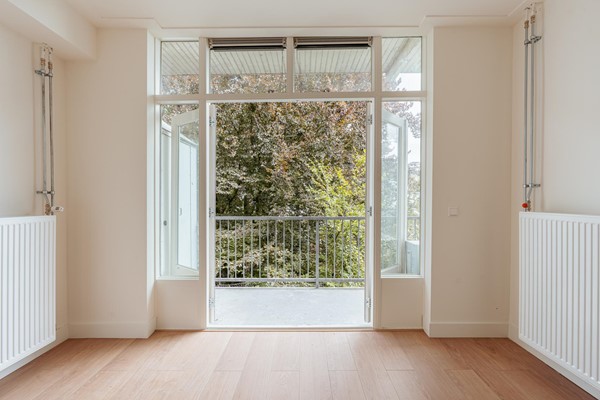 Medium property photo - Van Spilbergenstraat 114-3, 1057 RM Amsterdam
