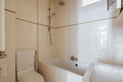 New for sale: Van der Hoopstraat 121H, 1051 VE Amsterdam
