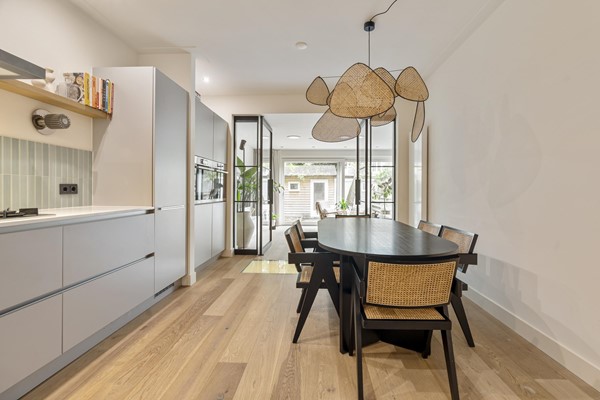 Medium property photo - Reinier Claeszenstraat 68H, 1056 WP Amsterdam