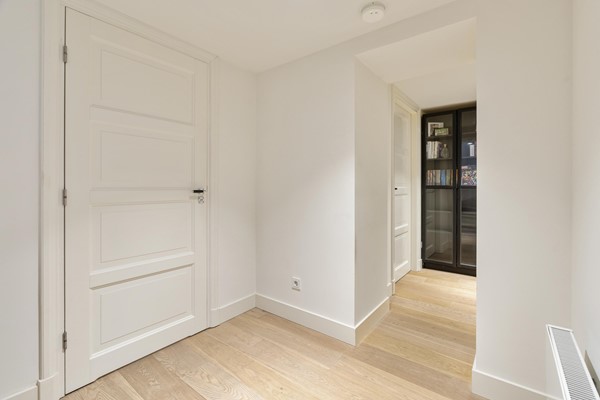 Medium property photo - Reinier Claeszenstraat 68H, 1056 WP Amsterdam