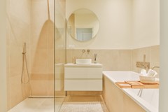 New for sale: Tweede van der Helststraat 11H, 1073 AE Amsterdam