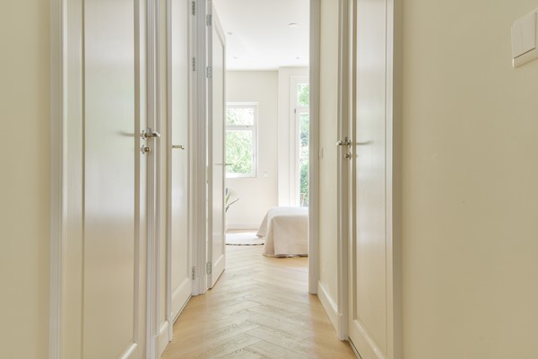 Medium property photo - Tweede van der Helststraat 11H, 1073 AE Amsterdam