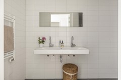 Onder bod: Elizabeth Anscombestraat 219, 1062 LE Amsterdam