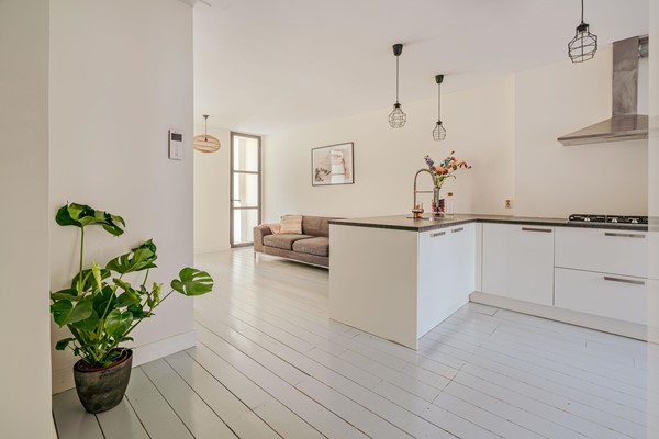 Medium property photo - Overtoom 348-2, 1054 JG Amsterdam