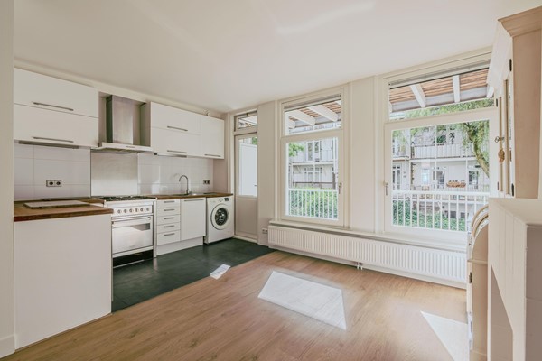Medium property photo - Kanaalstraat 29-1, 1054 WZ Amsterdam