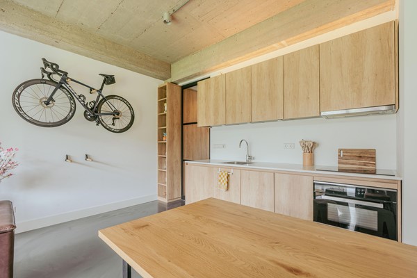 Medium property photo - Burgemeester Hogguerstraat 1215, 1064 EK Amsterdam