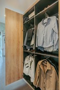 Onder bod: Burgemeester Hogguerstraat 1215, 1064 EK Amsterdam