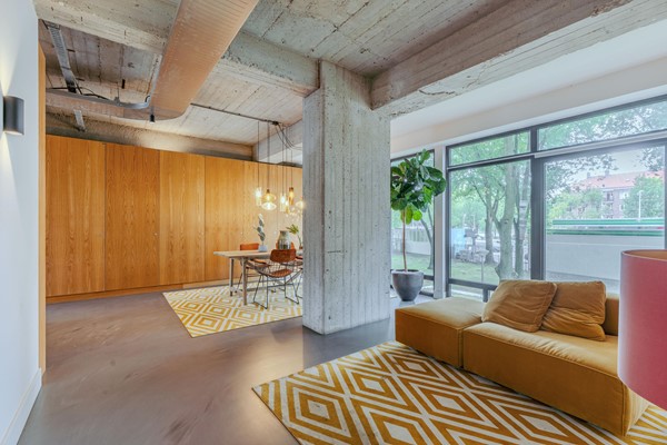 Medium property photo - Burgemeester Hogguerstraat 1215, 1064 EK Amsterdam