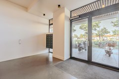 Onder bod: Burgemeester Hogguerstraat 1215, 1064 EK Amsterdam