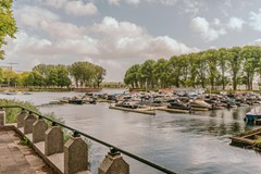 Onder bod: Burgemeester Hogguerstraat 1215, 1064 EK Amsterdam