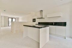 Koop: Mies Van Der Rohestraat 15, 2132 HX Hoofddorp