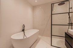 New for sale: Hillegomstraat 40H, 1058 LT Amsterdam