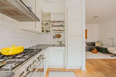 New for sale: Chasséstraat 18-2, 1057 JE Amsterdam