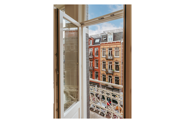 Medium property photo - Tweede van der Helststraat 11-3, 1073 AE Amsterdam