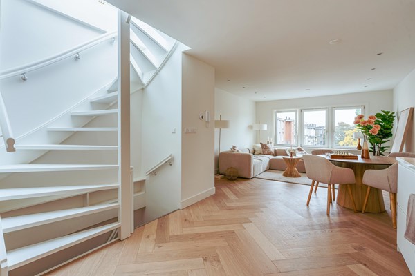 Medium property photo - Tweede van der Helststraat 11-3, 1073 AE Amsterdam