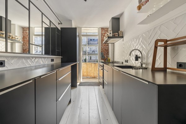 Medium property photo - Hoofdweg 410-1, 1056 DG Amsterdam