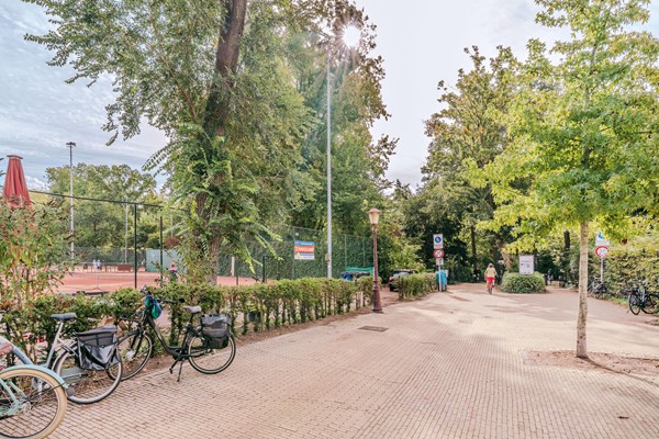 Medium property photo - Overtoom 348-2, 1054 JG Amsterdam