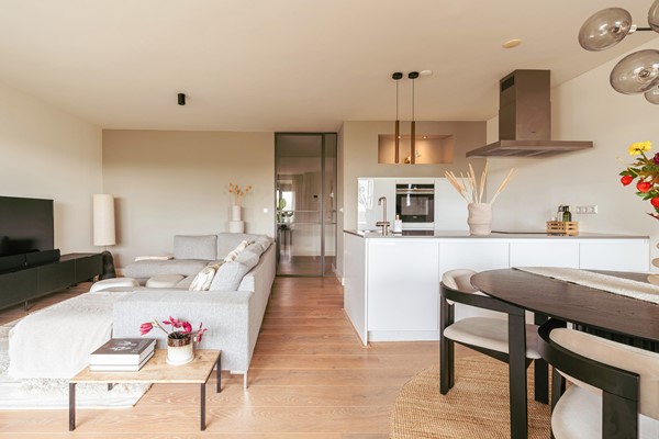 Medium property photo - Nachtwachtlaan 385, 1058 EN Amsterdam