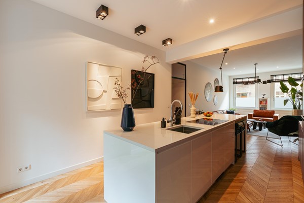 Medium property photo - Bronckhorststraat 30H, 1071 WS Amsterdam