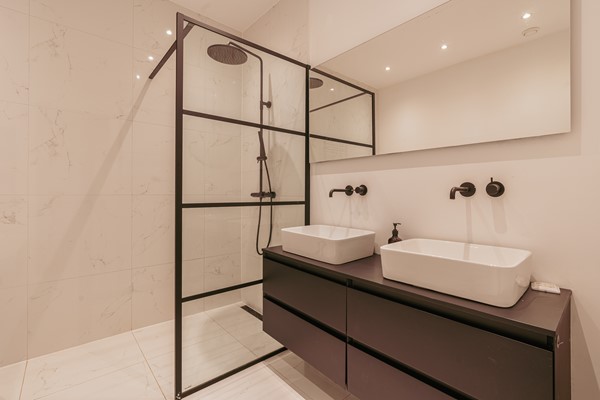 Medium property photo - Hillegomstraat 40H, 1058 LT Amsterdam