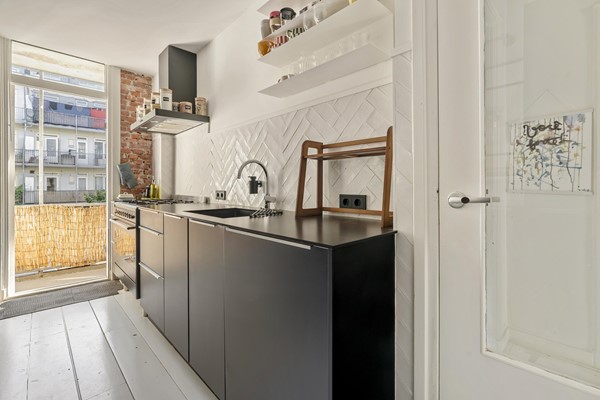 Medium property photo - Hoofdweg 410-1, 1056 DG Amsterdam