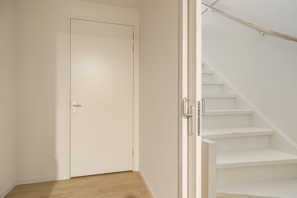 Medium property photo - Elizabeth Anscombestraat 139, 1062 LE Amsterdam