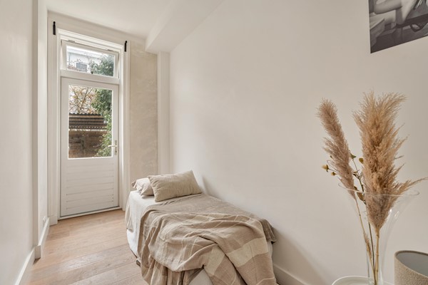 Medium property photo - Vrolikstraat 248H, 1092 TW Amsterdam