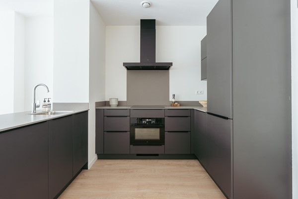 Medium property photo - Elizabeth Anscombestraat 247, 1062 LE Amsterdam