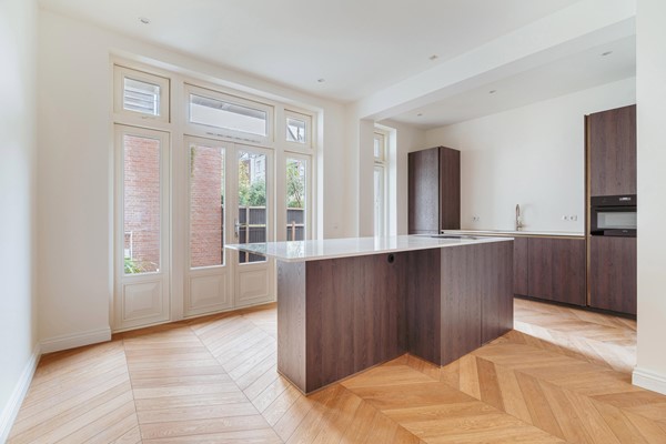 Medium property photo - Emmastraat 15H, 1071 JA Amsterdam