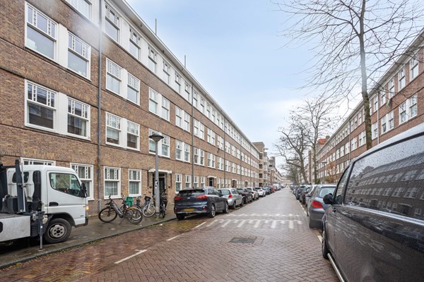 Medium property photo - Van Spilbergenstraat 130-3, 1057 RN Amsterdam