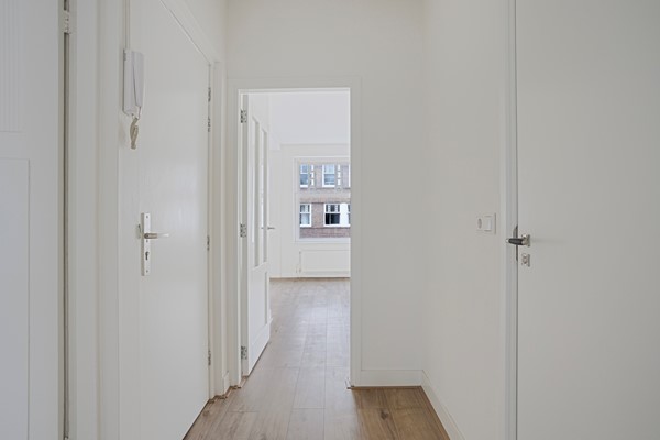 Medium property photo - Van Spilbergenstraat 142-2, 1057 RP Amsterdam