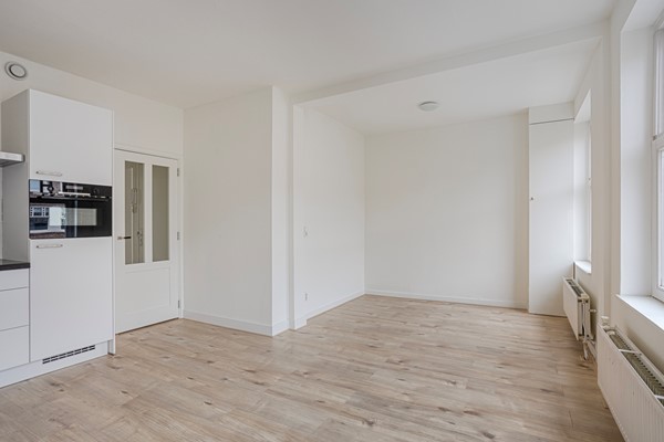 Medium property photo - Van Spilbergenstraat 142-2, 1057 RP Amsterdam