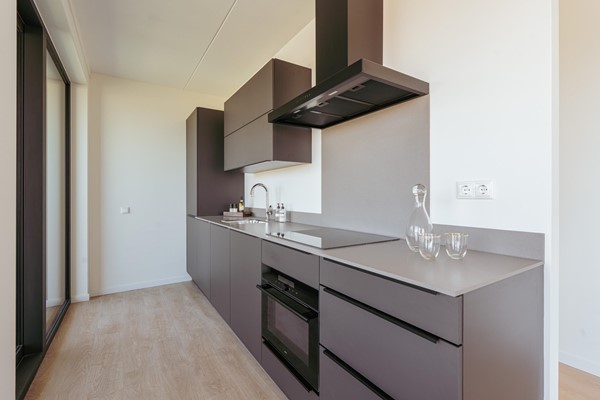 Medium property photo - Elizabeth Anscombestraat 197, 1062 LE Amsterdam