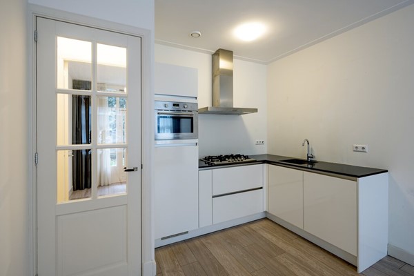 Medium property photo - Van Spilbergenstraat 120H, 1057 RN Amsterdam