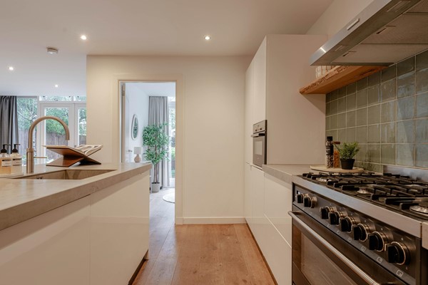 Medium property photo - Diezestraat 9H, 1078 JL Amsterdam