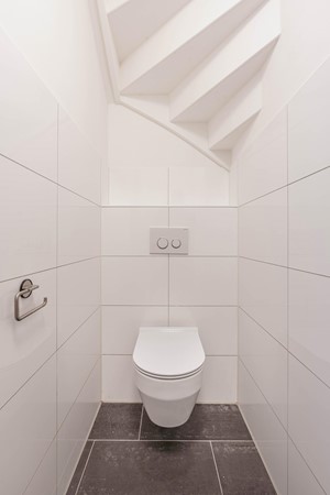 Medium property photo - Van Spilbergenstraat 156H, 1057 RP Amsterdam