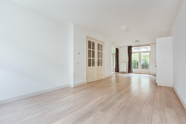 Medium property photo - Van Spilbergenstraat 156H, 1057 RP Amsterdam