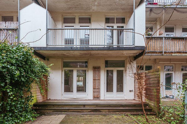 Medium property photo - Van Spilbergenstraat 156H, 1057 RP Amsterdam