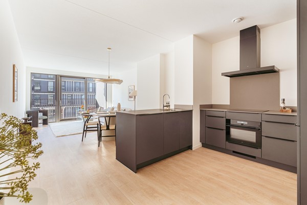 Medium property photo - Elizabeth Anscombestraat 247, 1062 LE Amsterdam