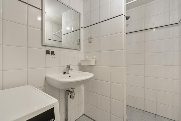 Medium property photo - Nachtwachtlaan 73, 1058 EB Amsterdam