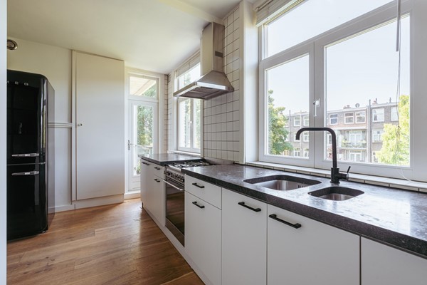 Medium property photo - Reinier Claeszenstraat 45-3, 1056 WG Amsterdam